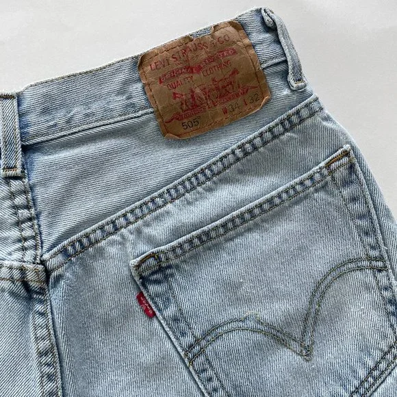 Vintage Levi's 505 high waist denim cutoff short light wash - Picture 11 of 11
